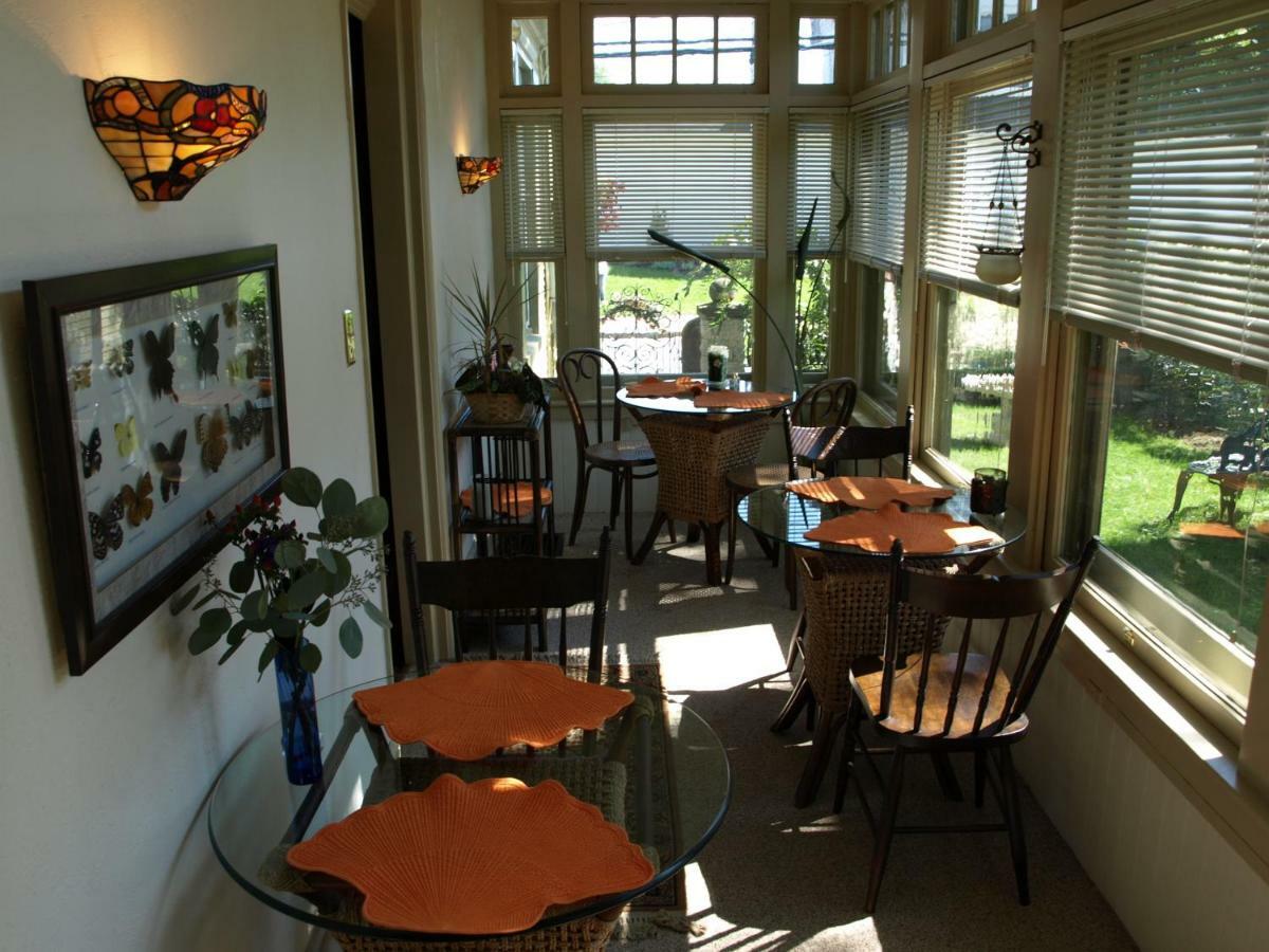 Manheim Manor Bed & Breakfast Exterior foto