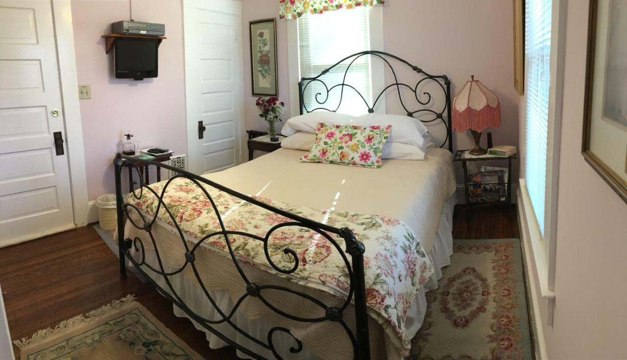 Manheim Manor Bed & Breakfast Exterior foto